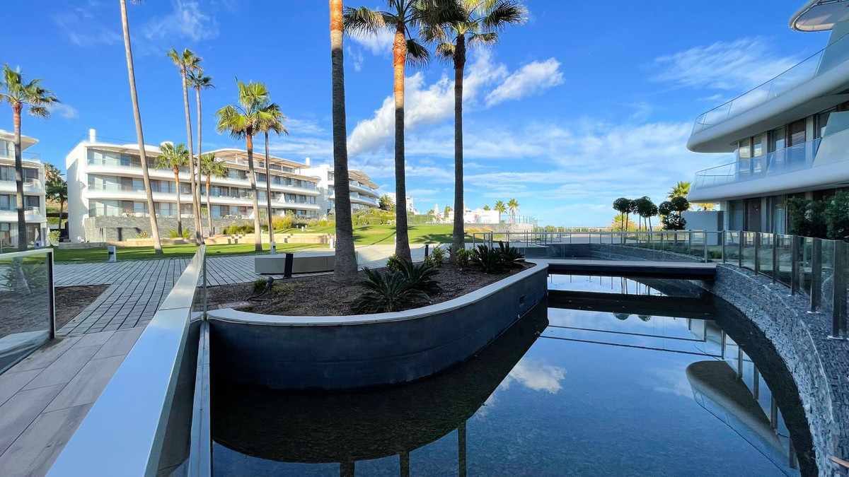 Appartement te koop in Estepona | 3 slaapkamers H4870936