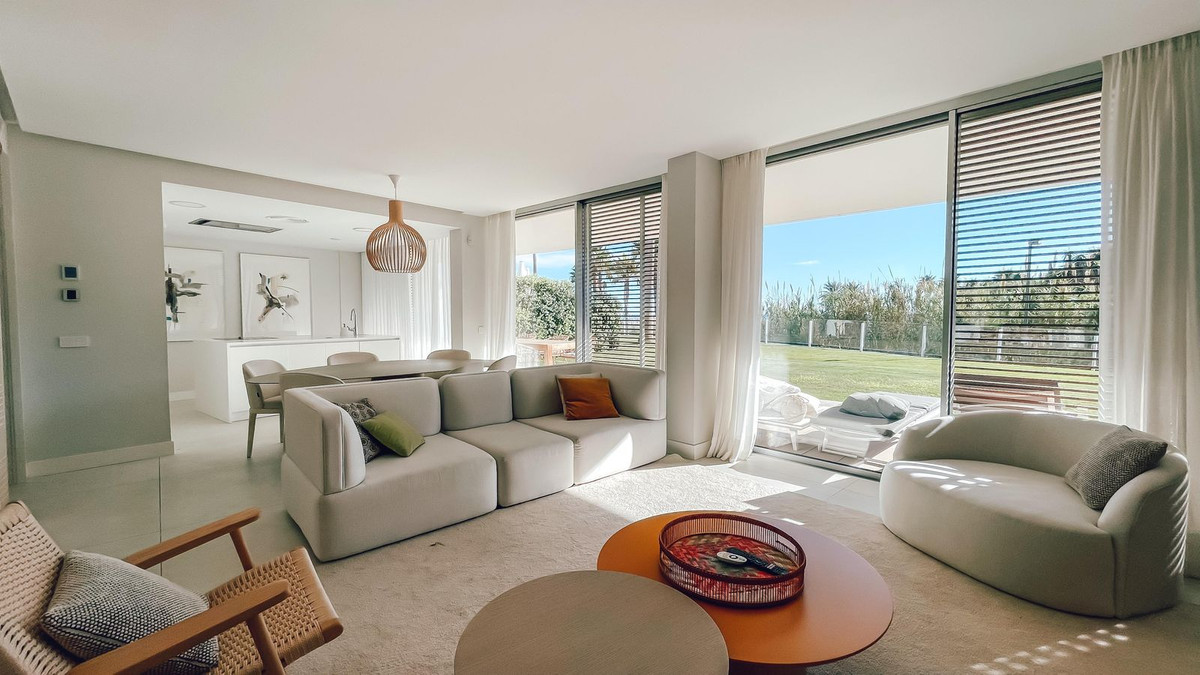 Appartement te koop in Estepona | 3 slaapkamers H4870936