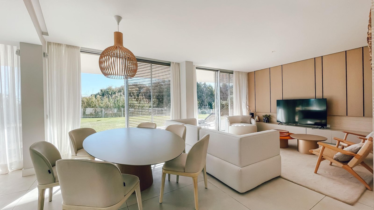 Appartement te koop in Estepona | 3 slaapkamers H4870936