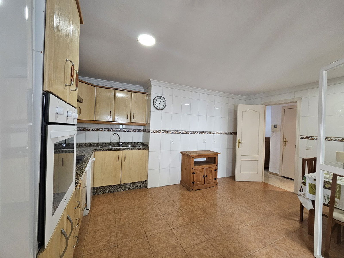 Appartement te koop in Estepona | 2 slaapkamers H4883365