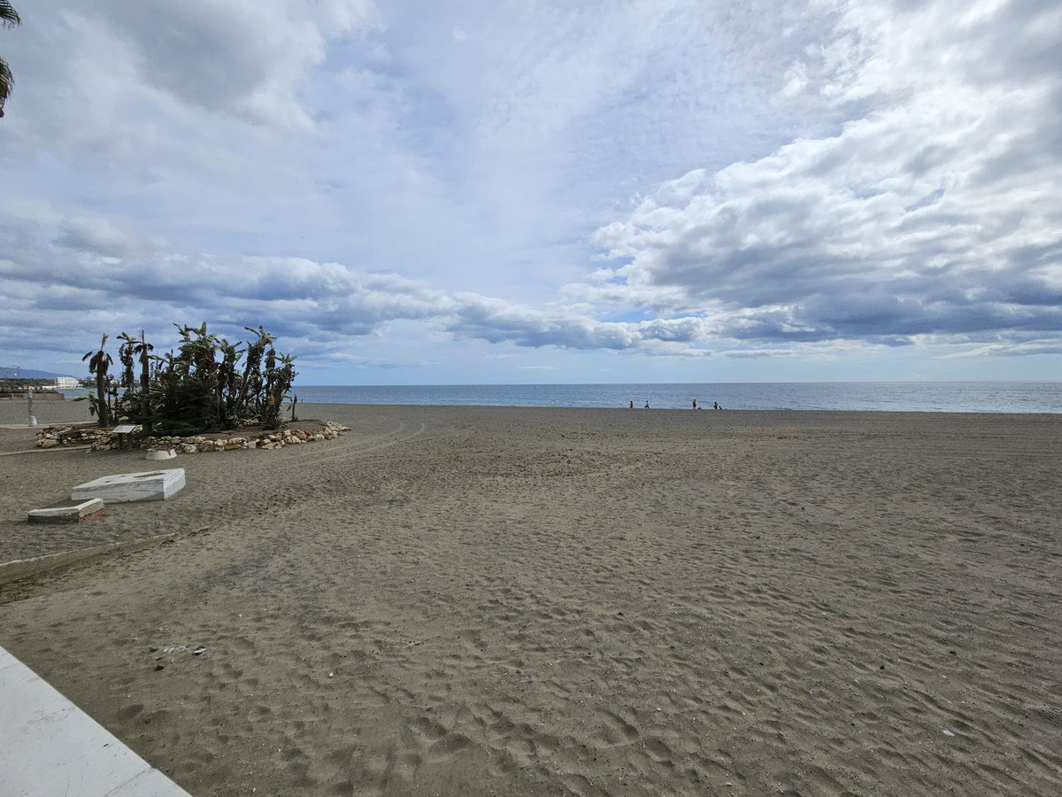 Appartement te koop in Estepona | 2 slaapkamers H4883365