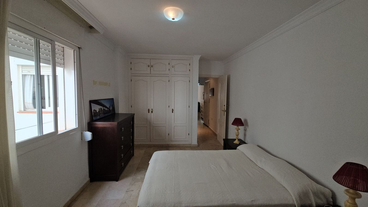 Appartement te koop in Estepona | 2 slaapkamers H4883365