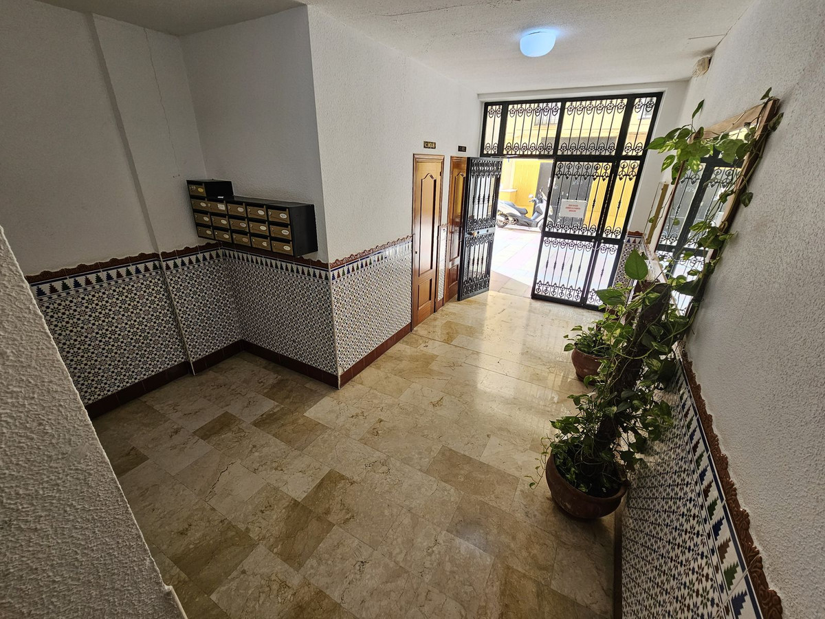 Appartement te koop in Estepona | 2 slaapkamers H4883365