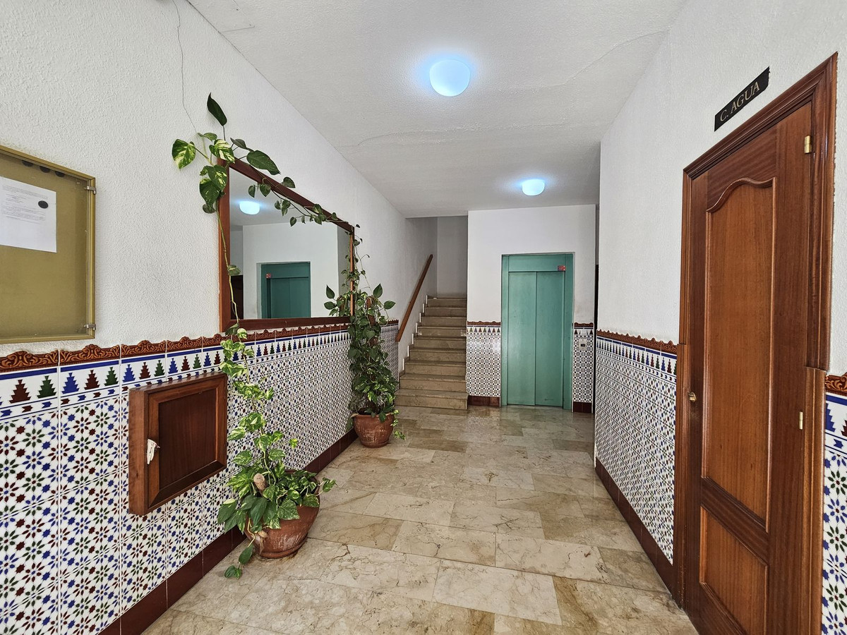 Appartement te koop in Estepona | 2 slaapkamers H4883365