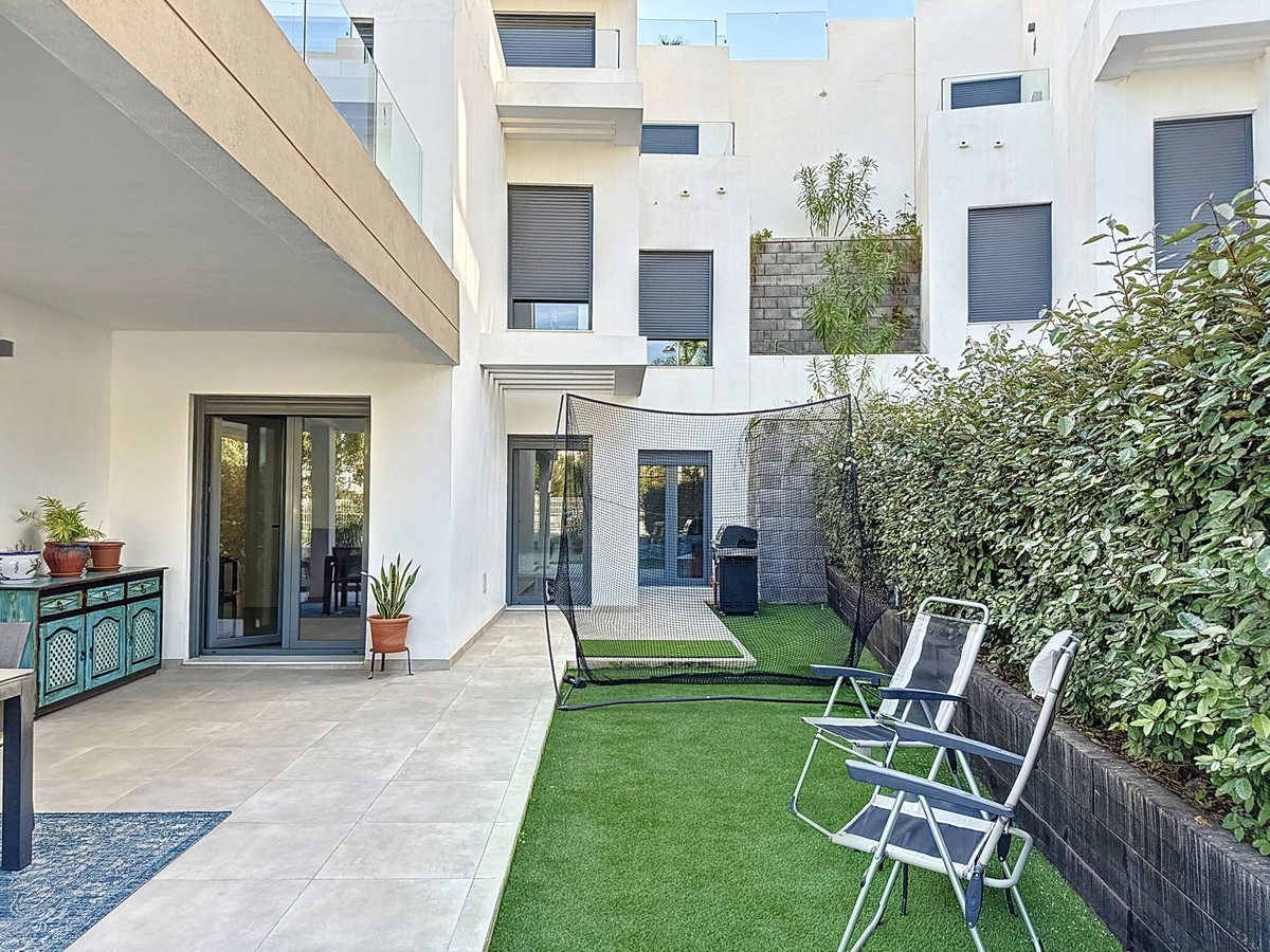 Property main view 40