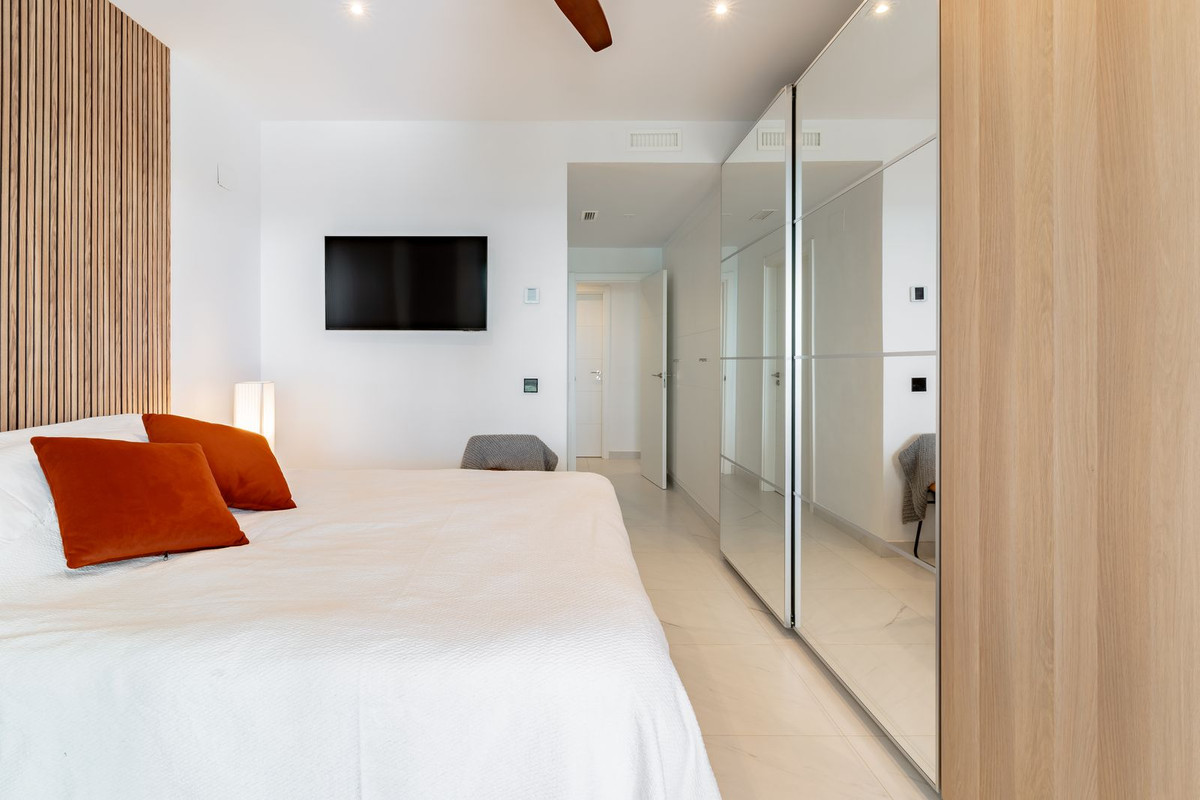 Appartement te koop in Estepona | 4 slaapkamers H4890244