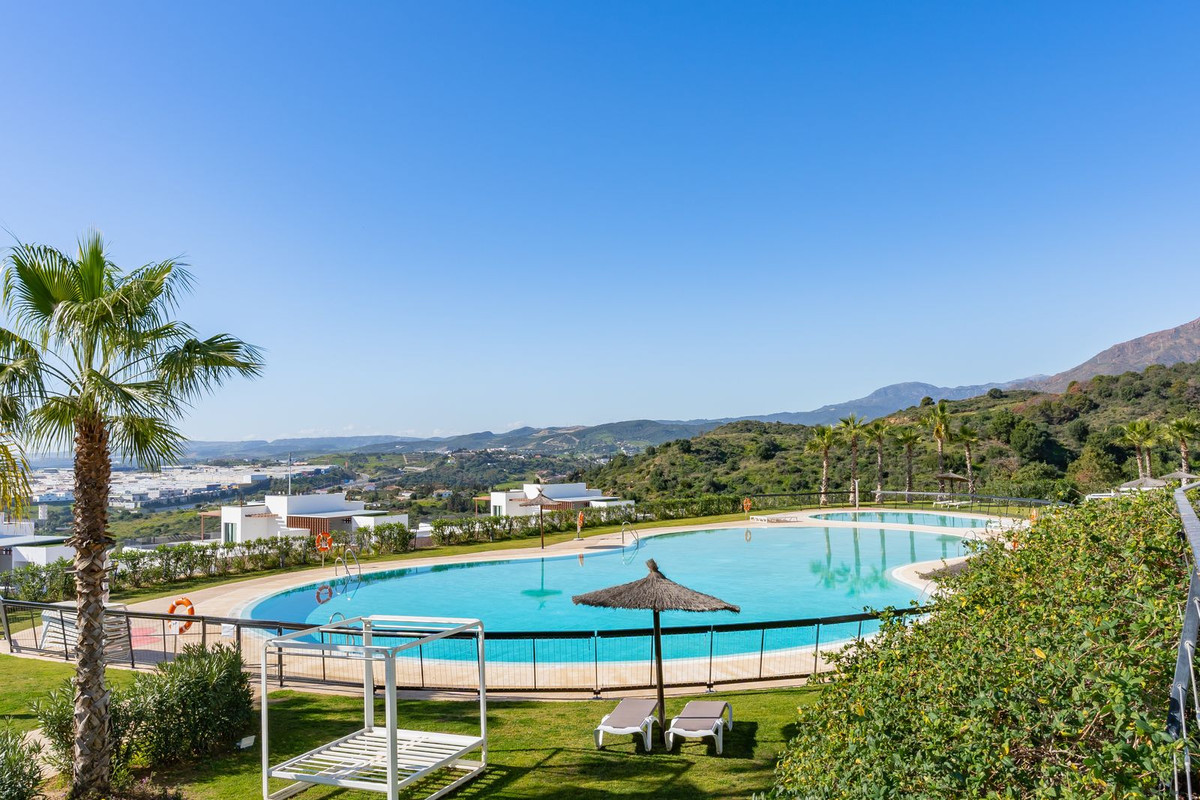 Appartement te koop in Estepona | 4 slaapkamers H4890244