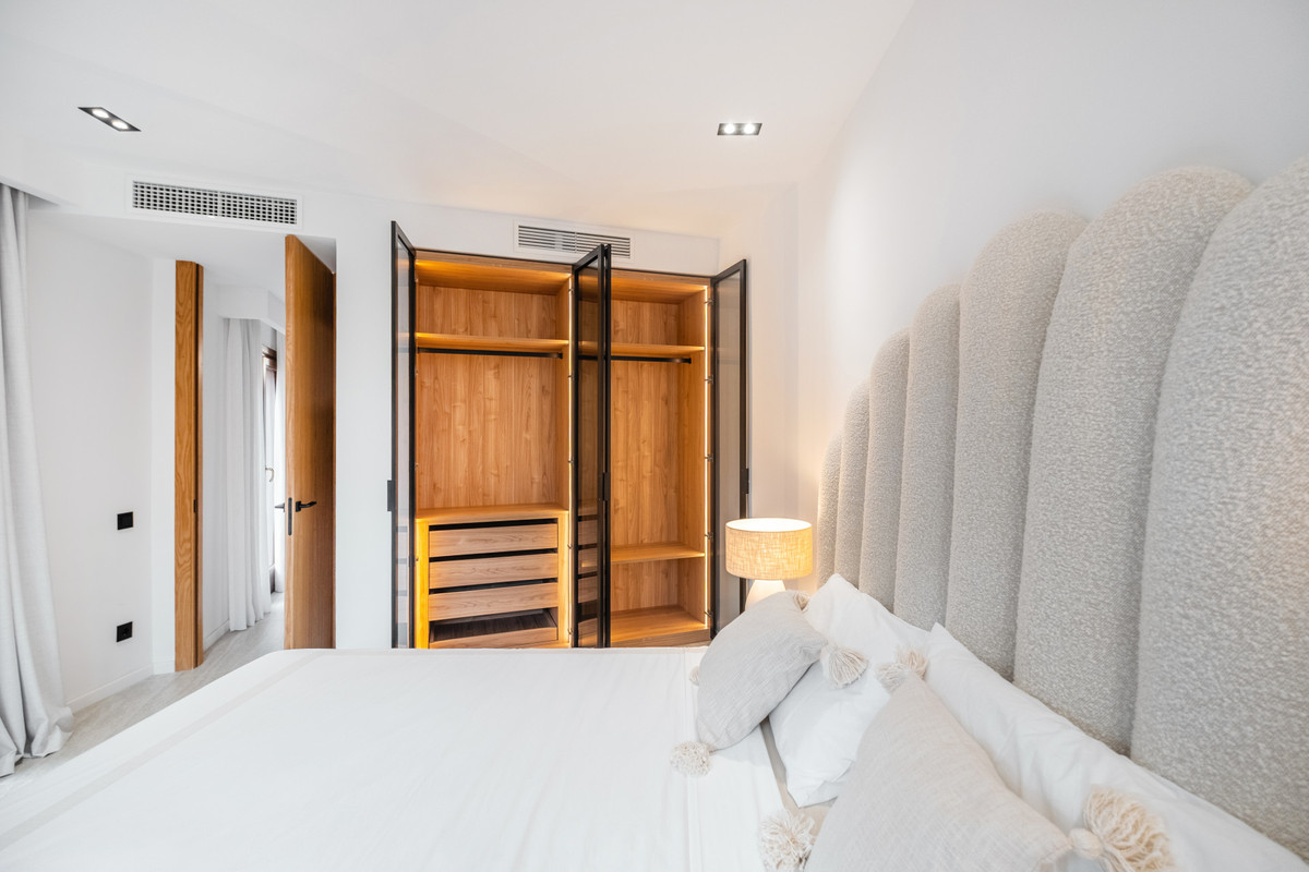 Appartement te koop in Estepona | 3 slaapkamers H4904944