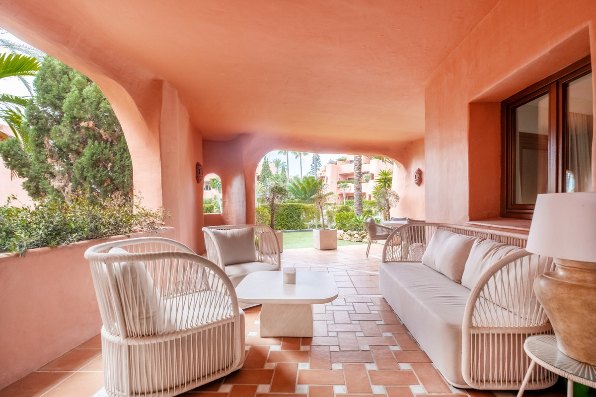 Appartement te koop in Estepona | 3 slaapkamers H4904944
