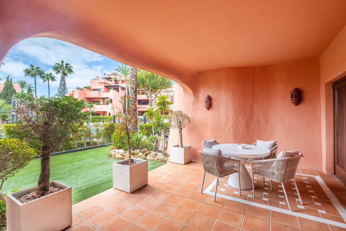 Appartement te koop in Estepona | 3 slaapkamers H4904944