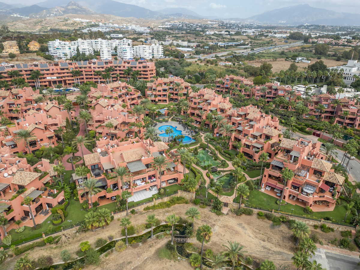 Appartement te koop in Estepona | 3 slaapkamers H4904944