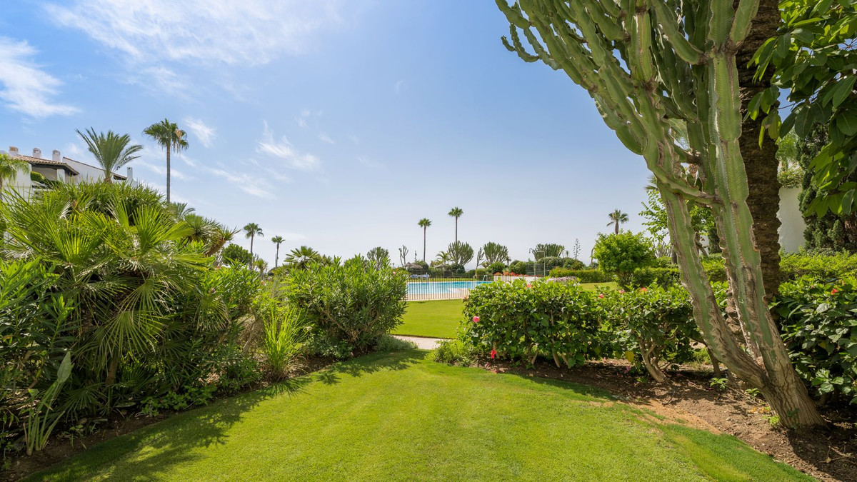 Appartement te koop in Estepona | 3 slaapkamers H4905244