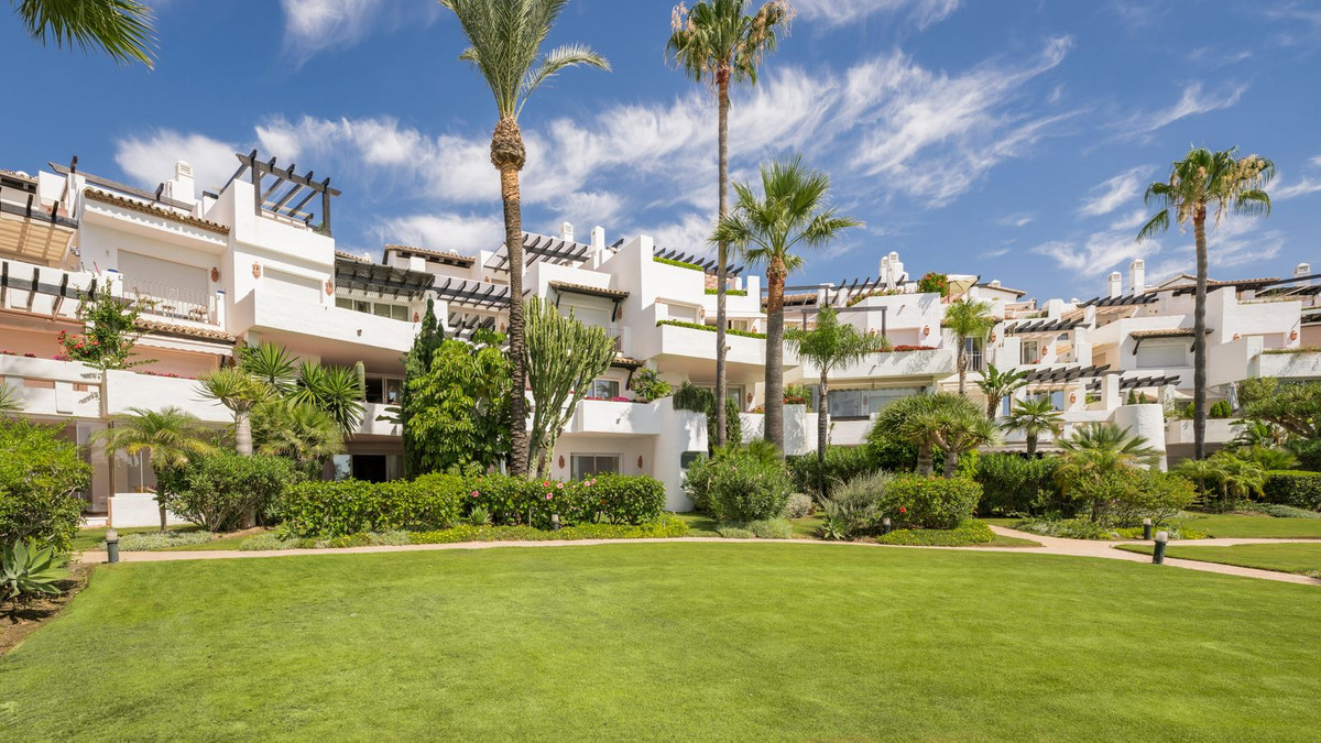 Appartement te koop in Estepona | 3 slaapkamers H4905244
