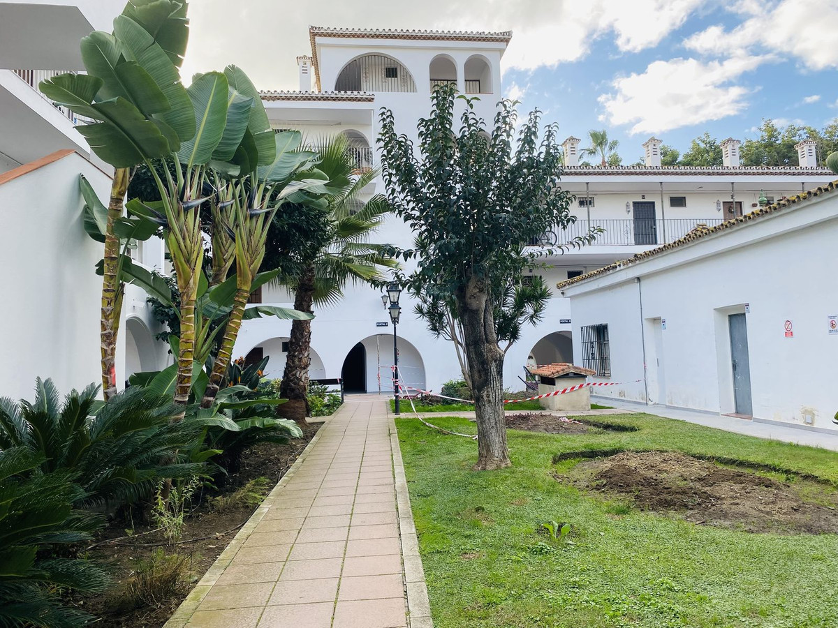 Appartement te koop in Estepona | 1 slaapkamers H4905262