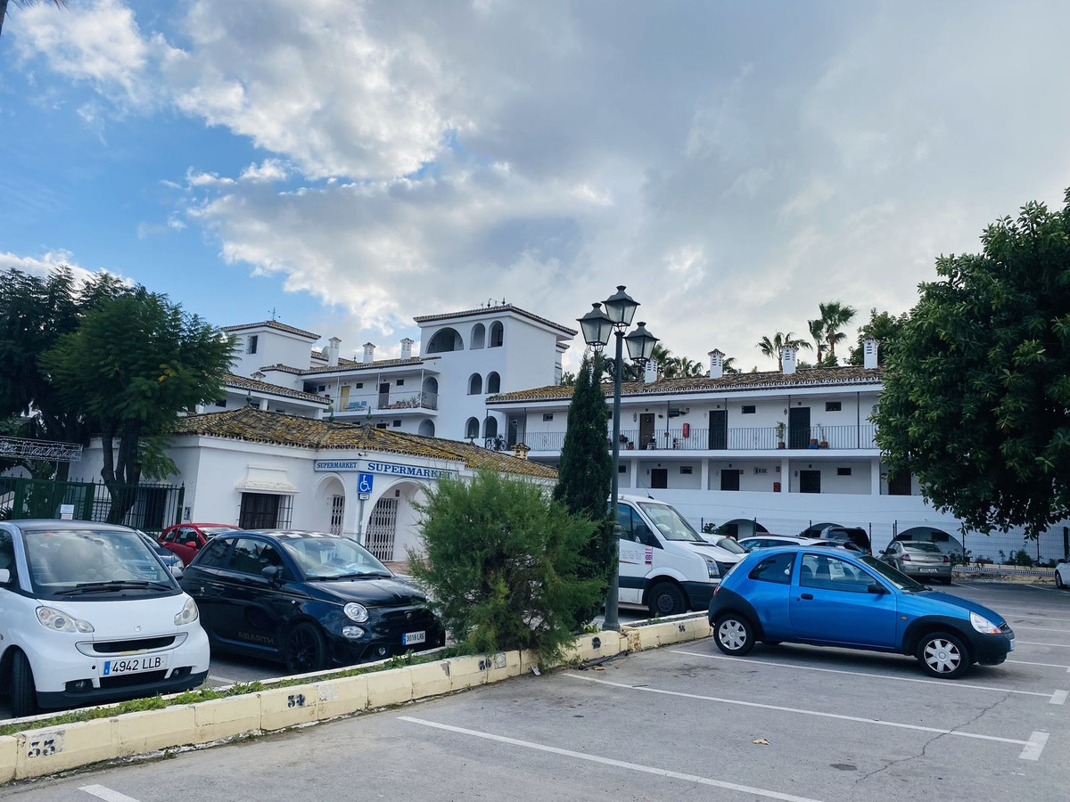 Appartement te koop in Estepona | 1 slaapkamers H4905262
