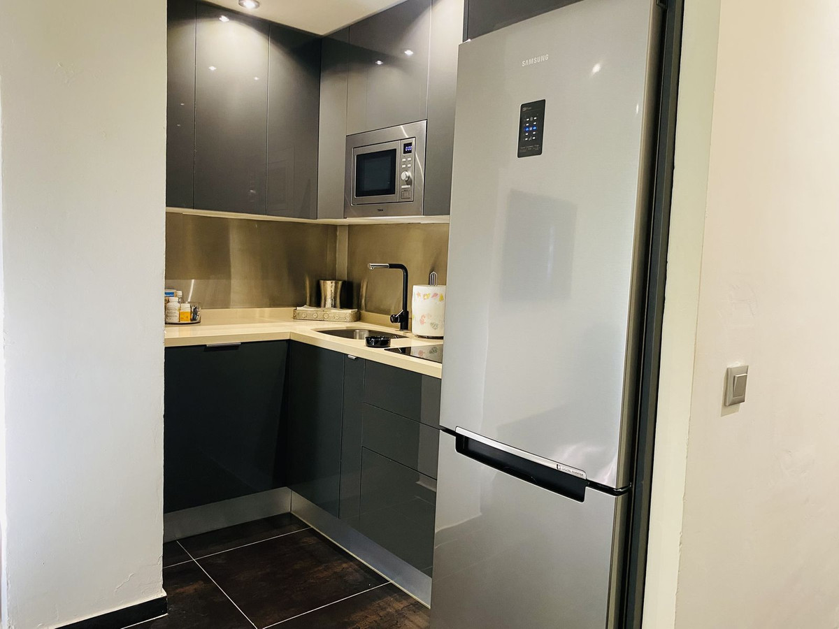 Appartement te koop in Estepona | 1 slaapkamers H4905262