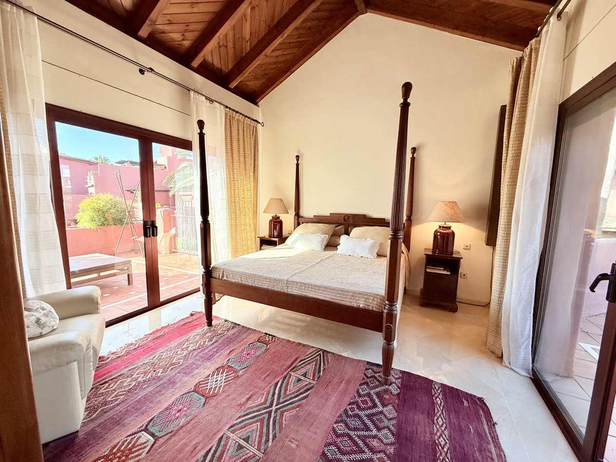 Appartement te koop in Estepona | 3 slaapkamers H4921405