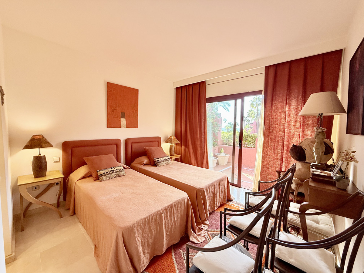 Appartement te koop in Estepona | 3 slaapkamers H4921405