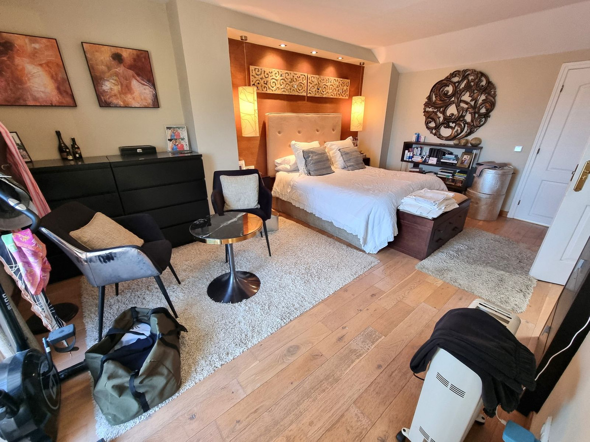 Appartement te koop in Estepona | 3 slaapkamers H4957453