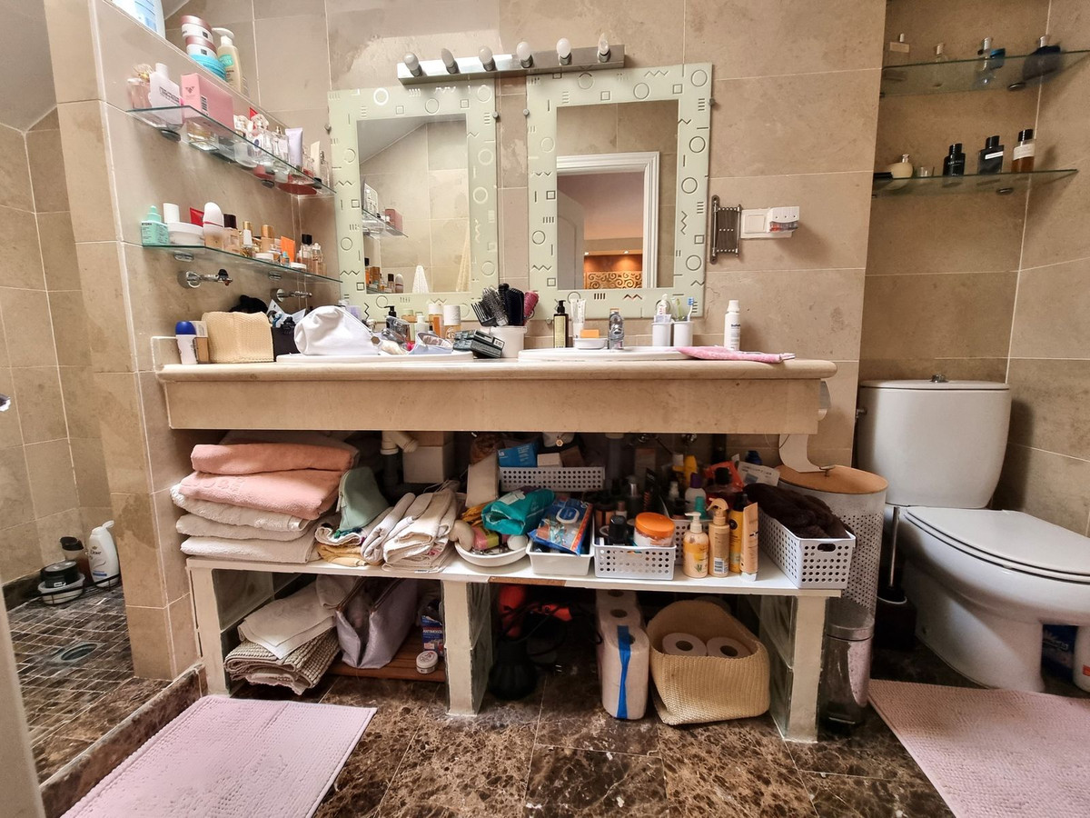 Appartement te koop in Estepona | 3 slaapkamers H4957453