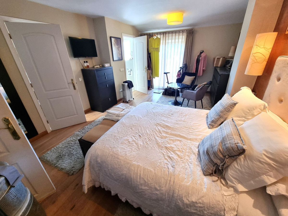Appartement te koop in Estepona | 3 slaapkamers H4957453