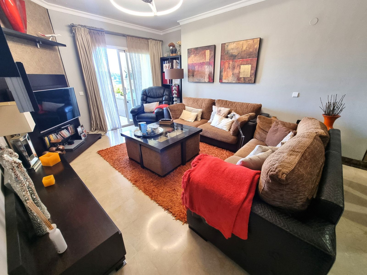 Appartement te koop in Estepona | 3 slaapkamers H4957453