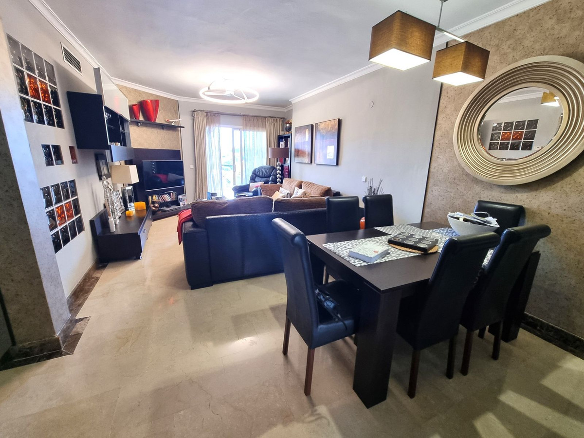 Appartement te koop in Estepona | 3 slaapkamers H4957453