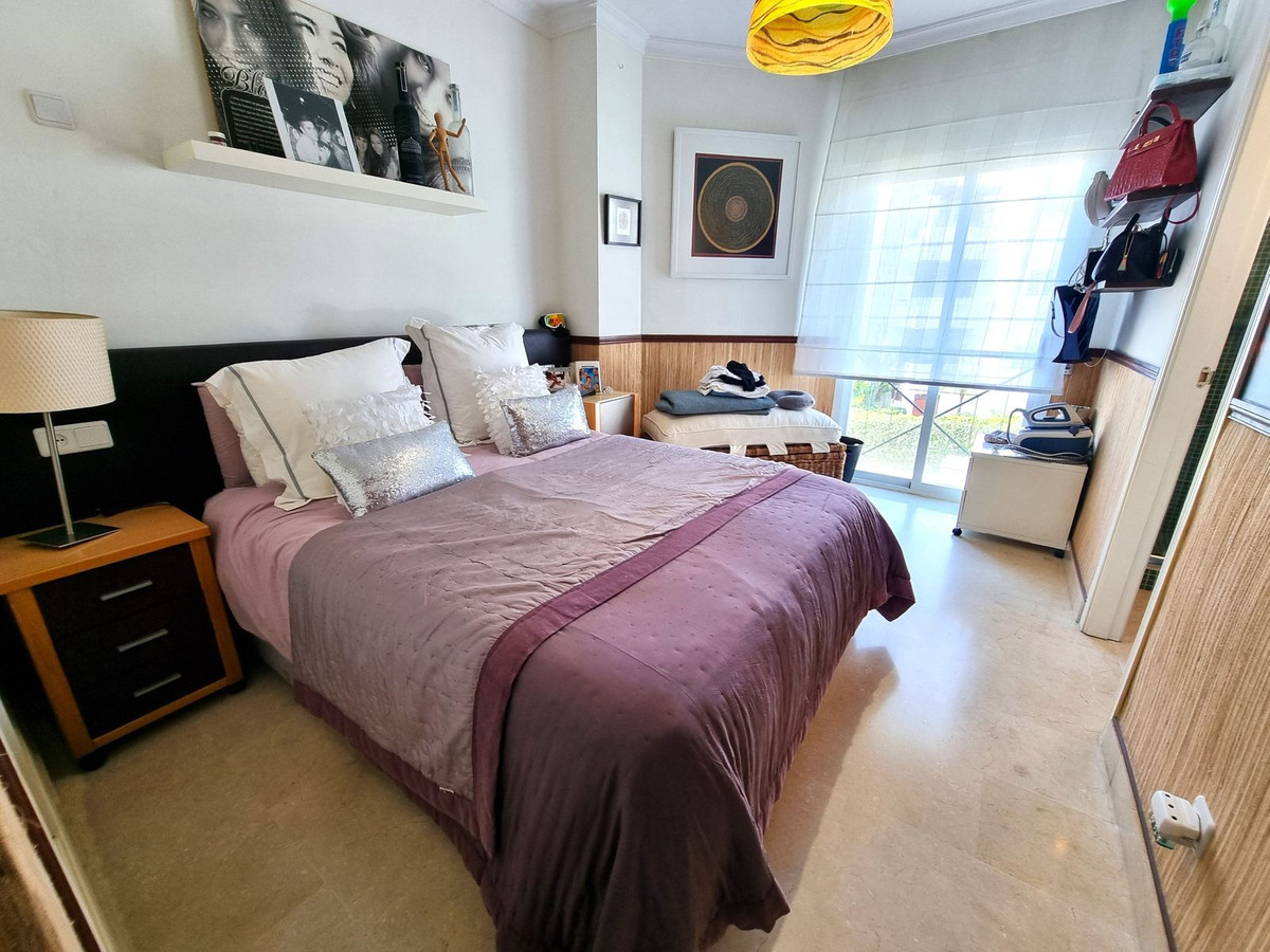 Appartement te koop in Estepona | 3 slaapkamers H4957453