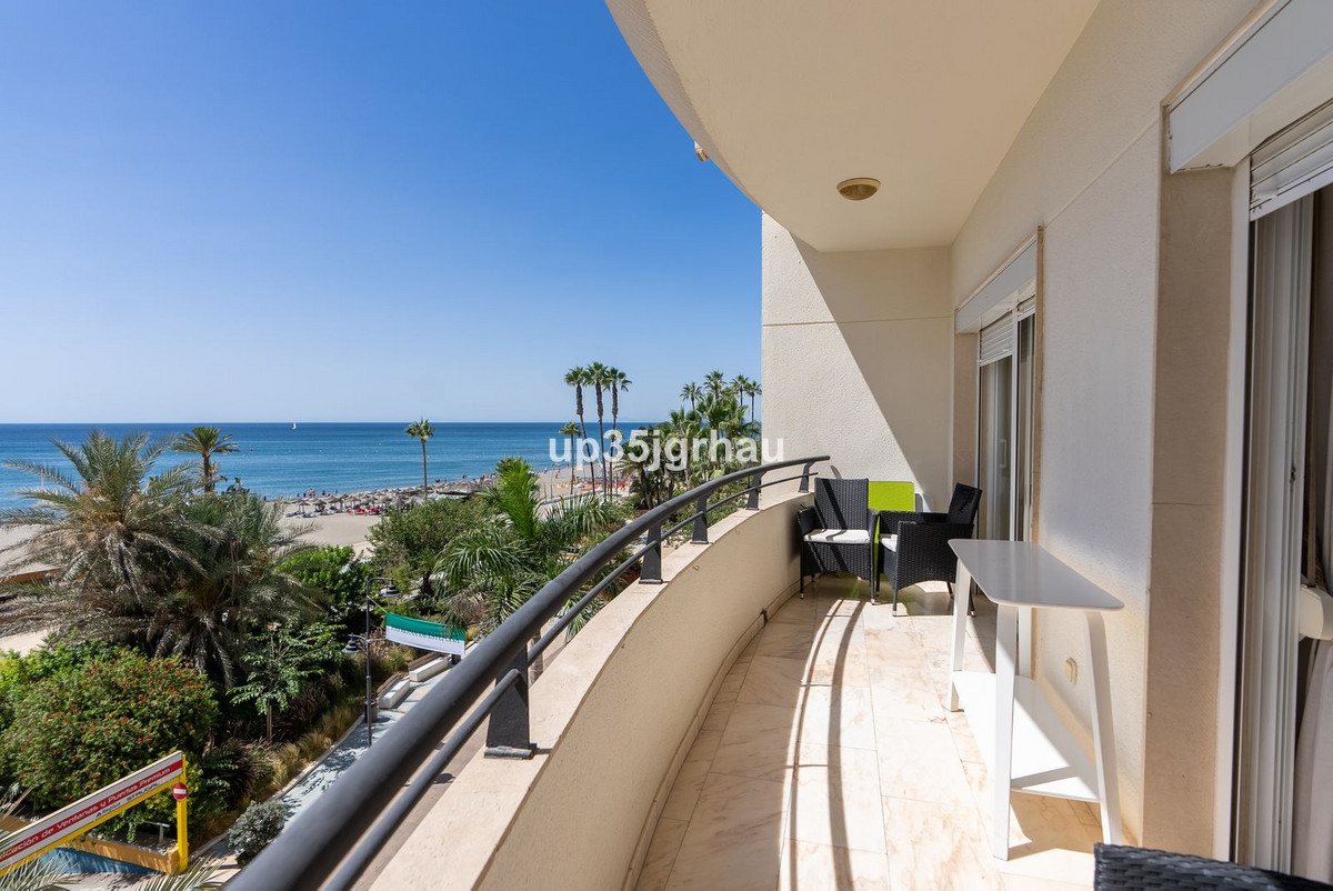 Appartement te koop in Estepona | 3 slaapkamers H4958086