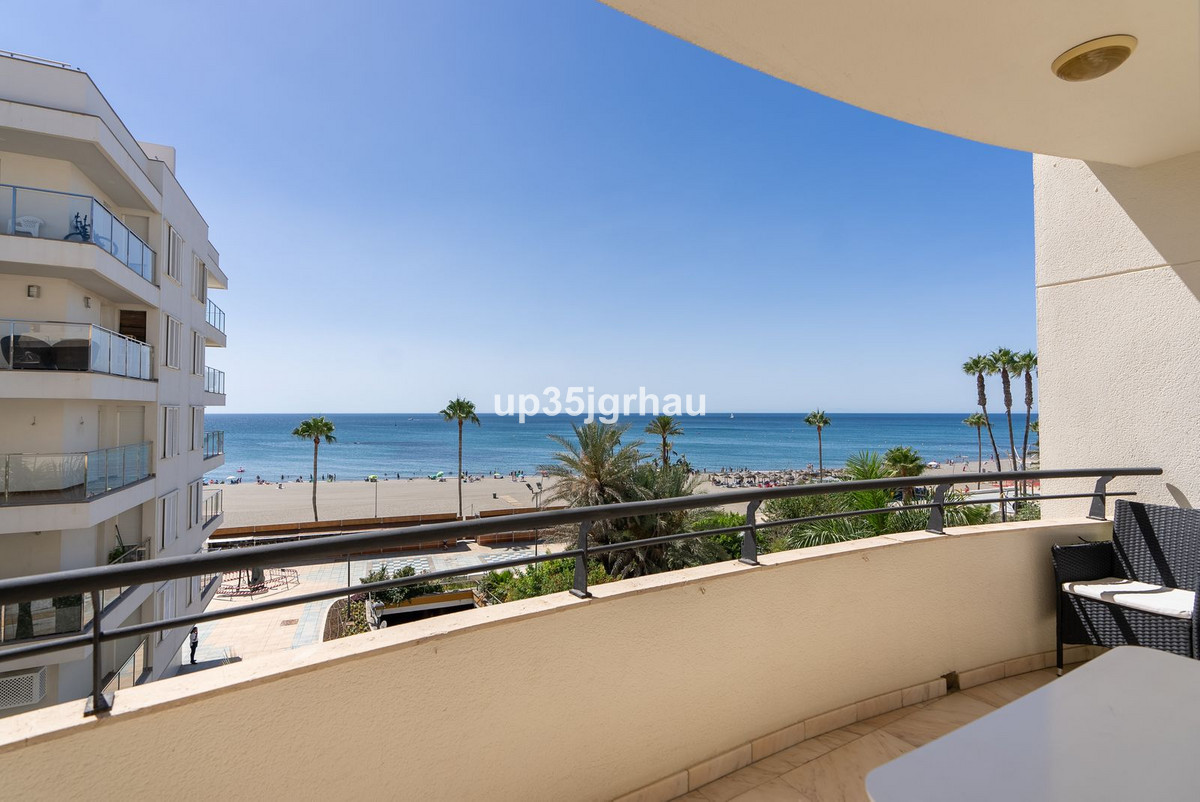 Appartement te koop in Estepona | 3 slaapkamers H4958086