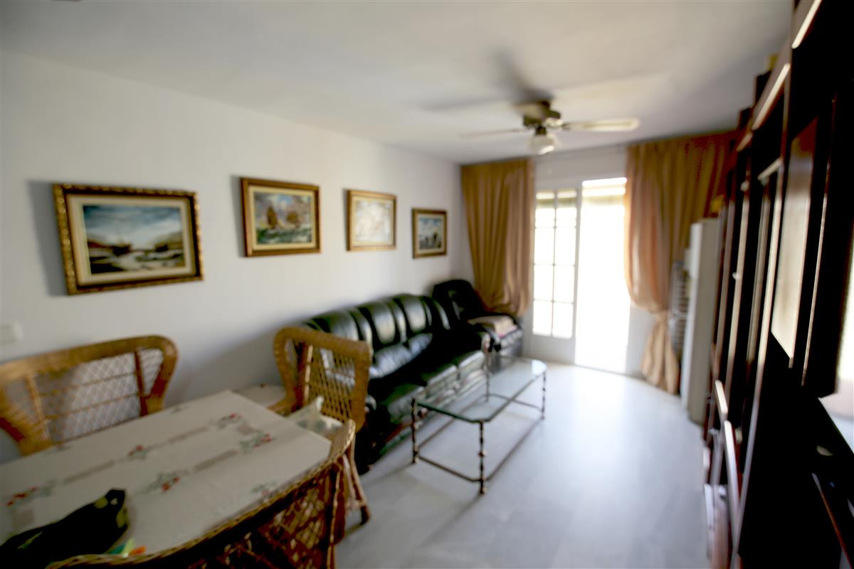 Appartement te koop in Estepona | 2 slaapkamers H4958881