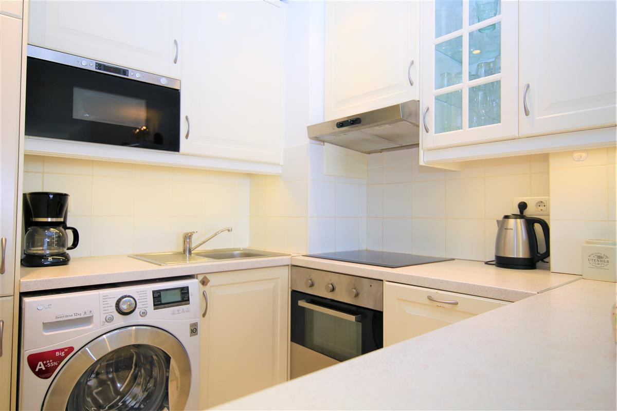 Penthouse te koop in Estepona | 2 slaapkamers H4958938
