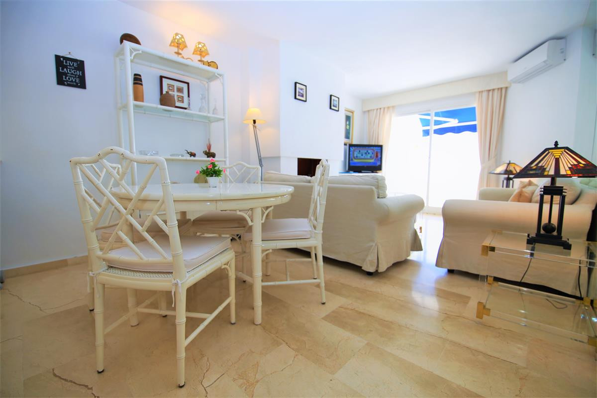 Penthouse te koop in Estepona | 2 slaapkamers H4958938