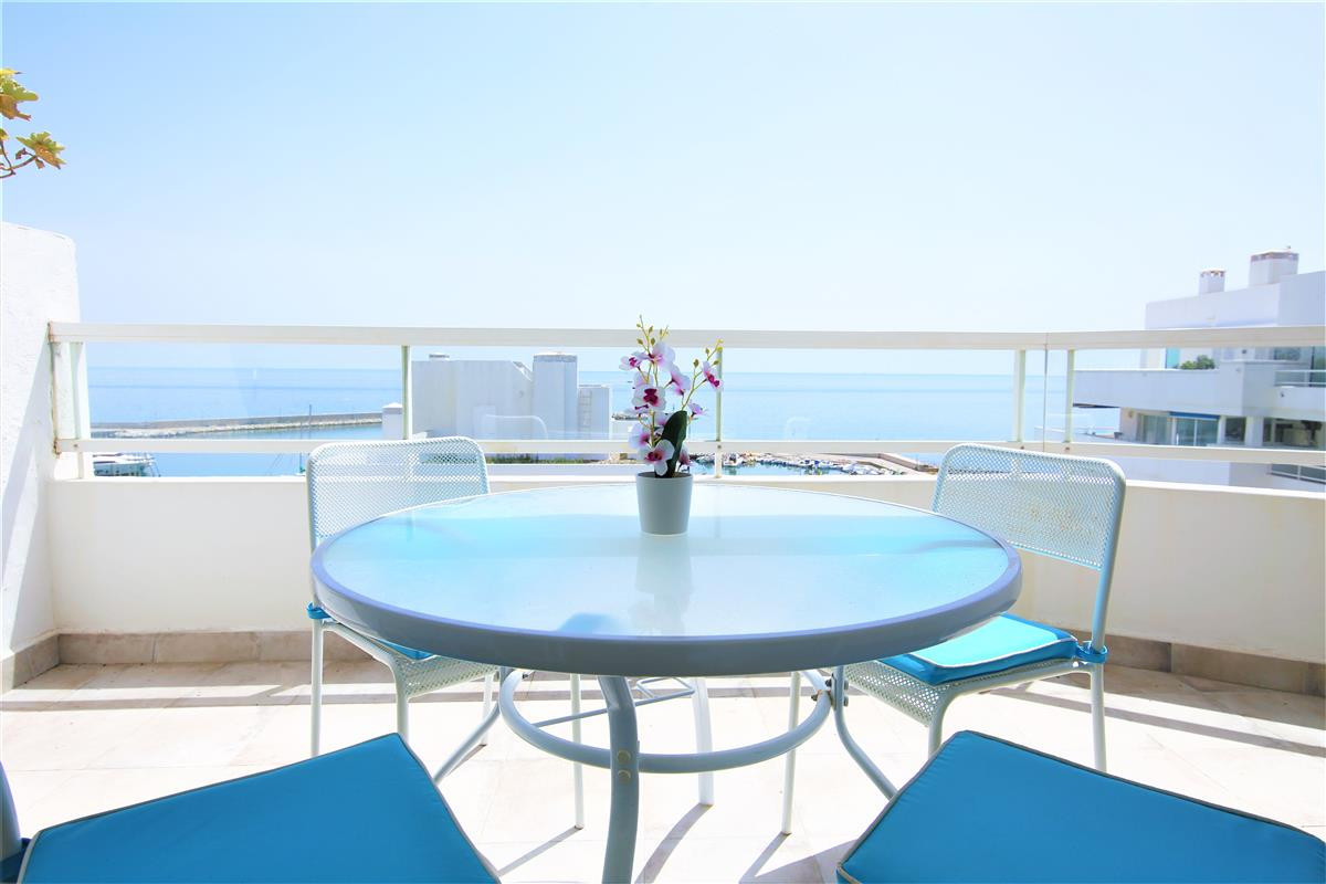 Penthouse te koop in Estepona | 2 slaapkamers H4958938