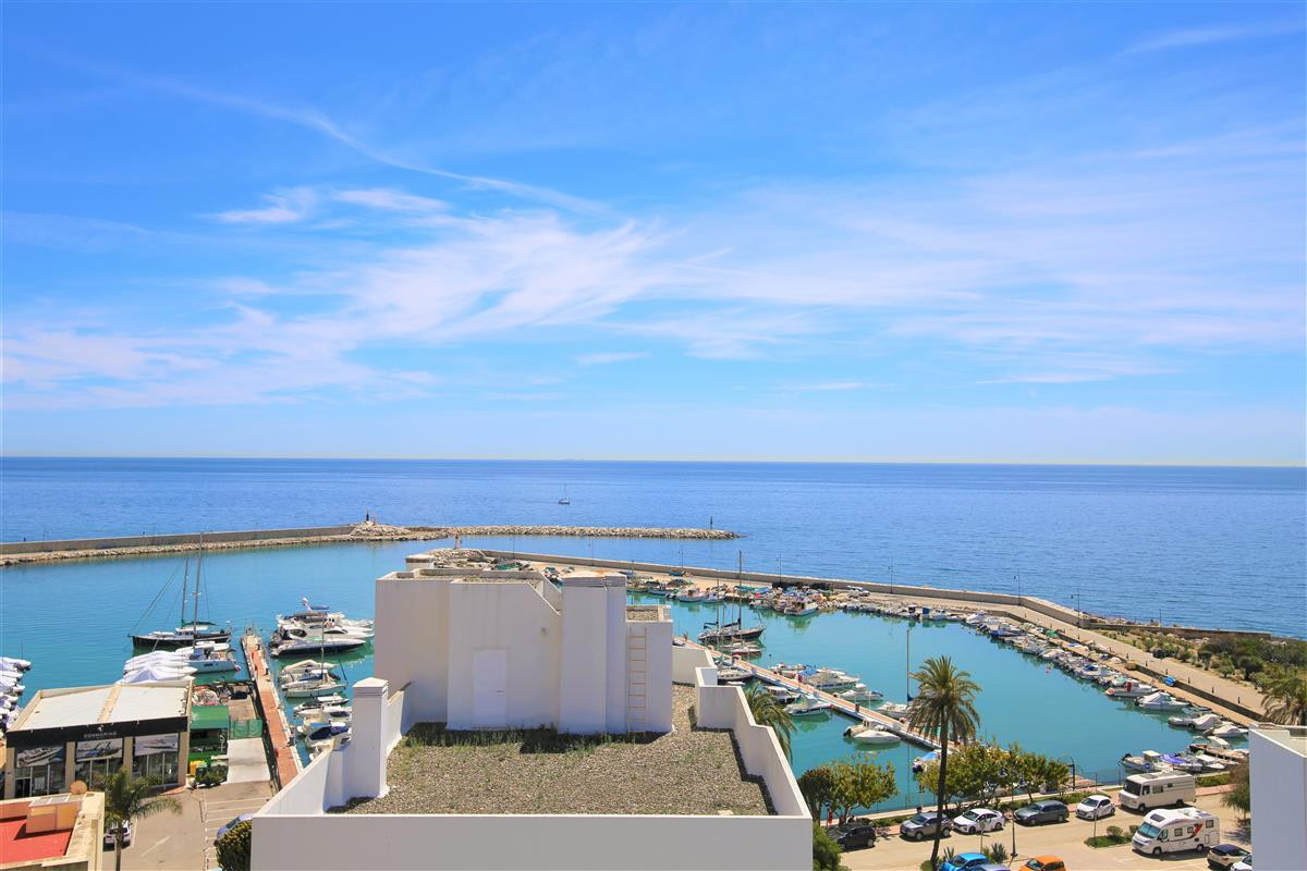Penthouse te koop in Estepona | 2 slaapkamers H4958938