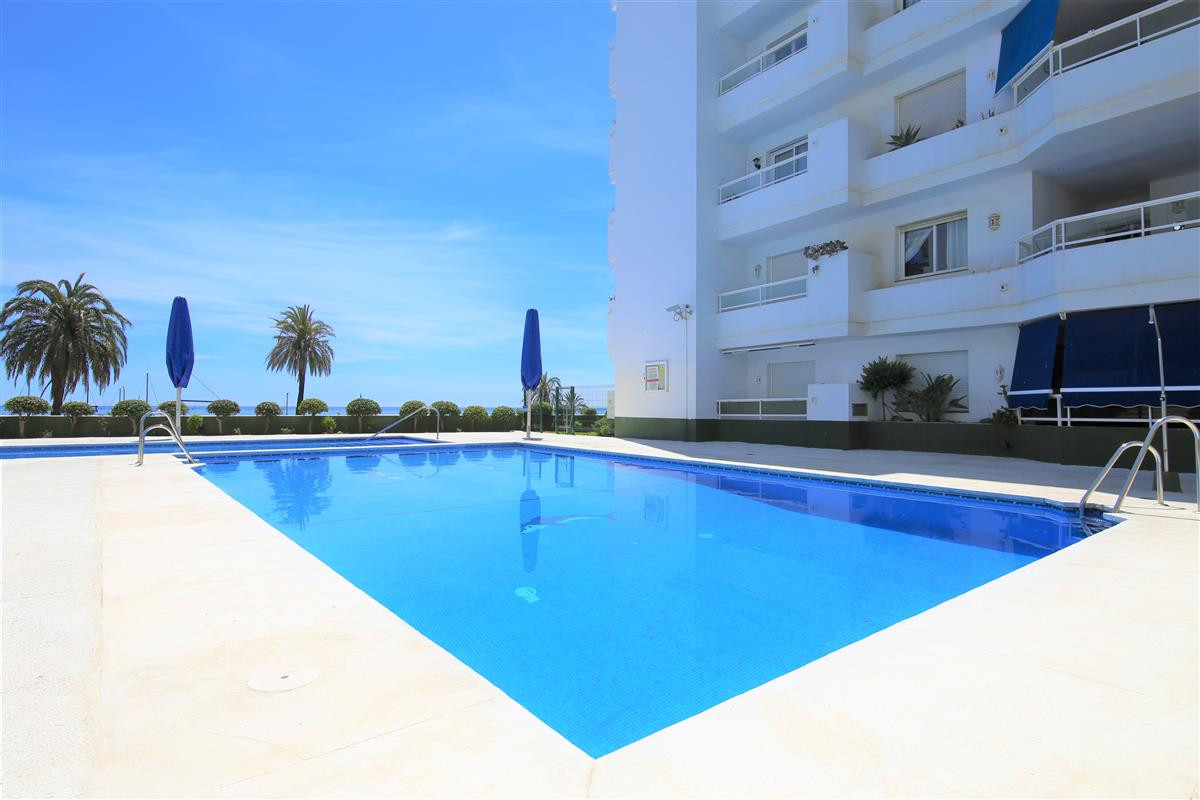 Penthouse te koop in Estepona | 2 slaapkamers H4958938