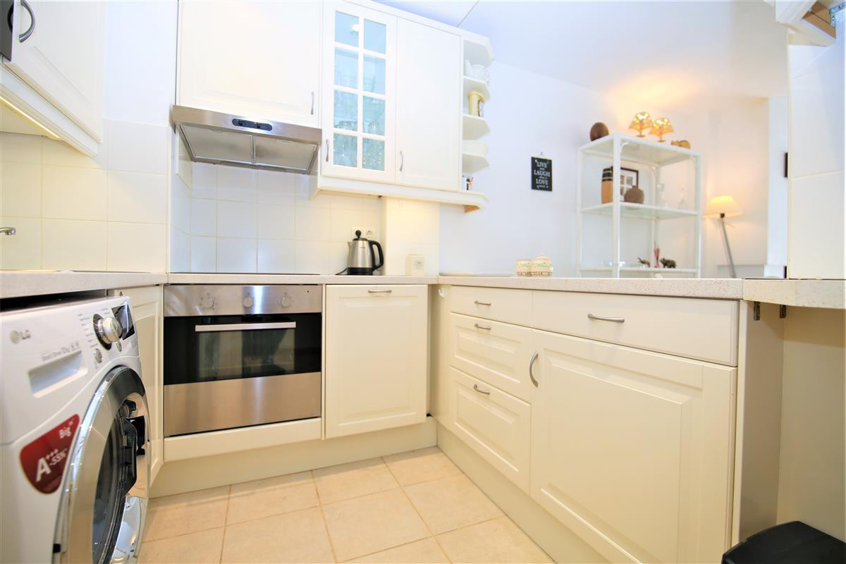 Penthouse te koop in Estepona | 2 slaapkamers H4958938