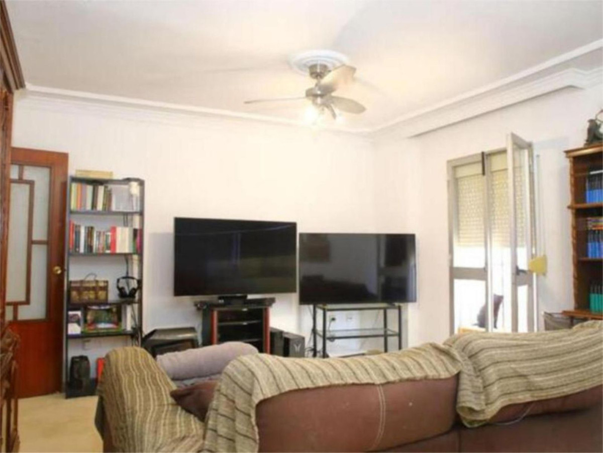 Appartement te koop in Estepona | 4 slaapkamers H4972831