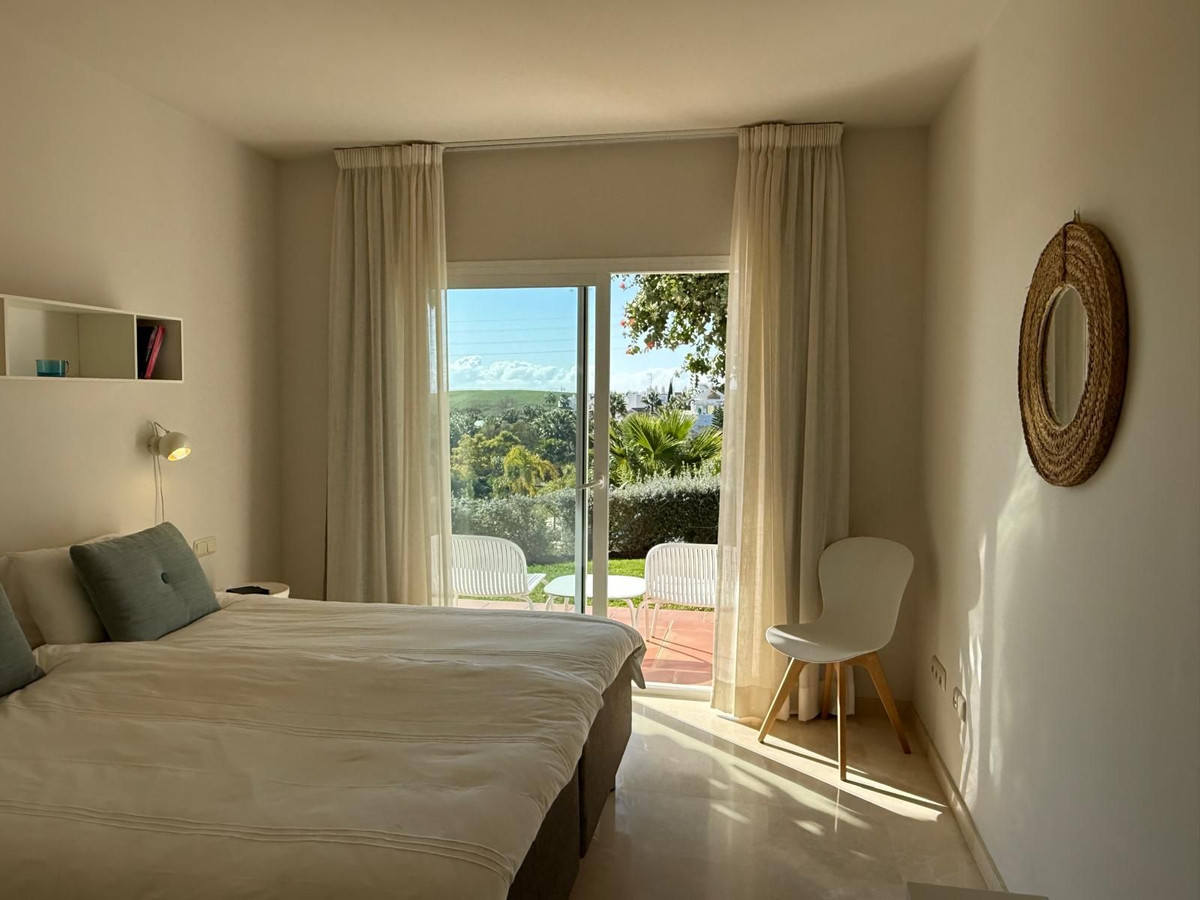 Begane grond appartement in Estepona-5