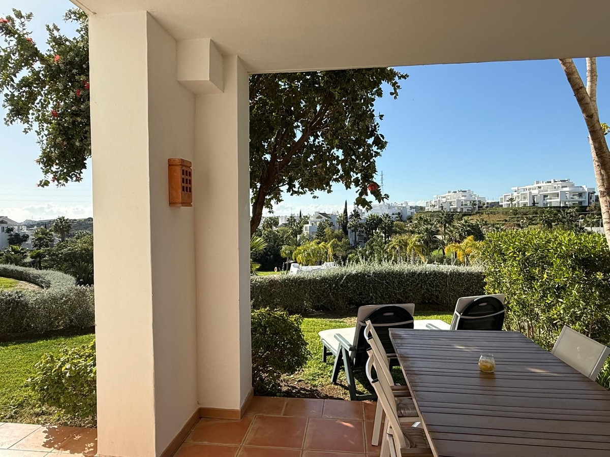 Begane grond appartement in Estepona-6