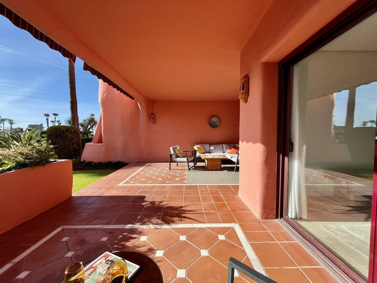 Appartement te koop in Estepona | 3 slaapkamers H5008303