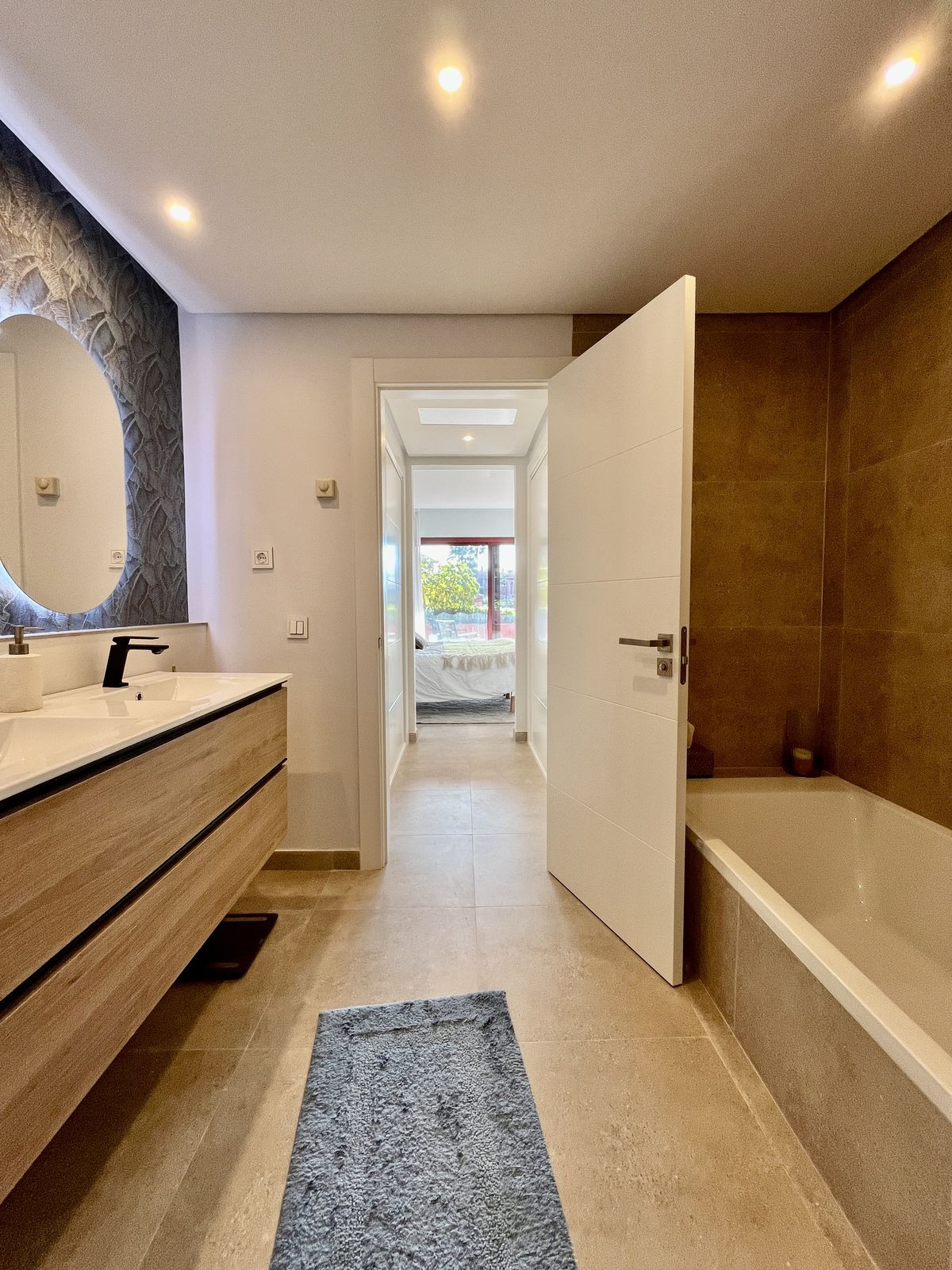 Appartement te koop in Estepona | 3 slaapkamers H5008303