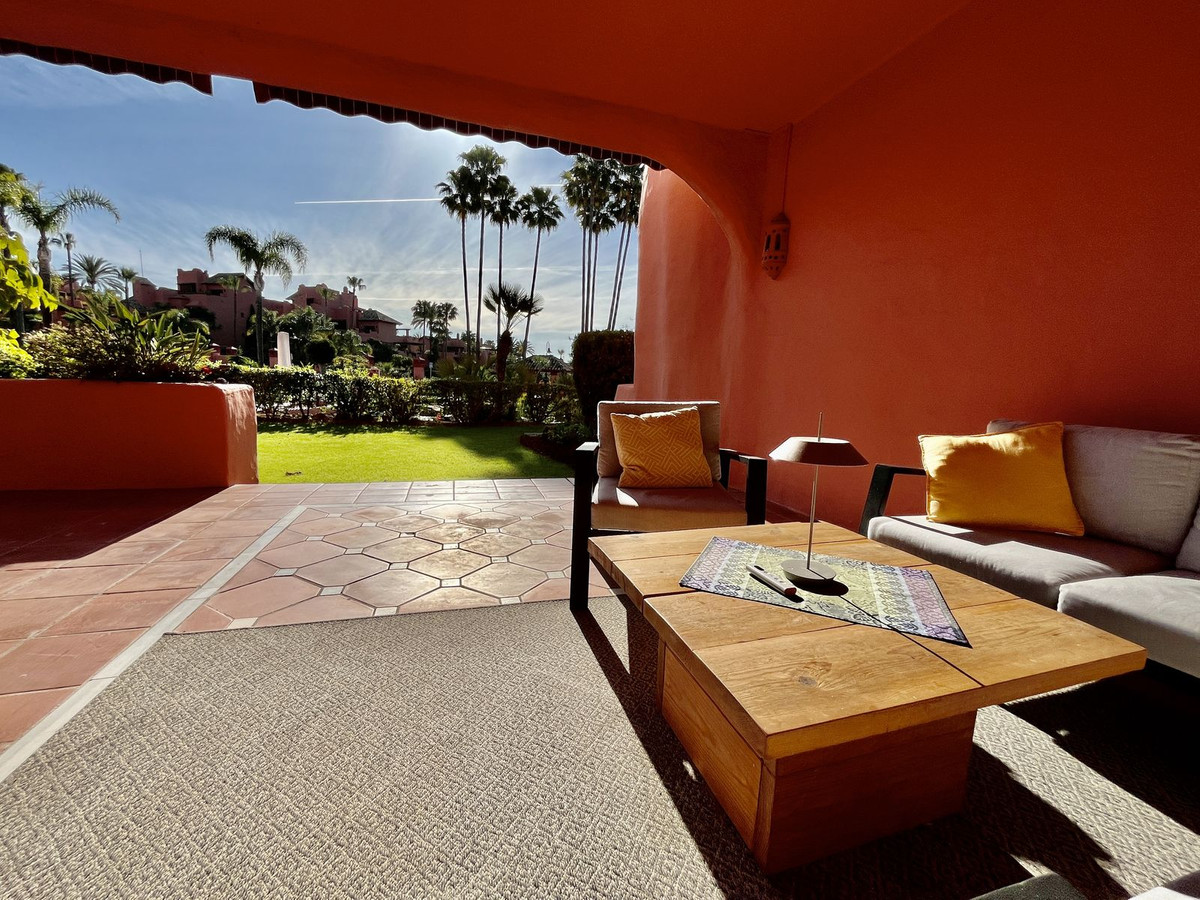 Appartement te koop in Estepona | 3 slaapkamers H5008303