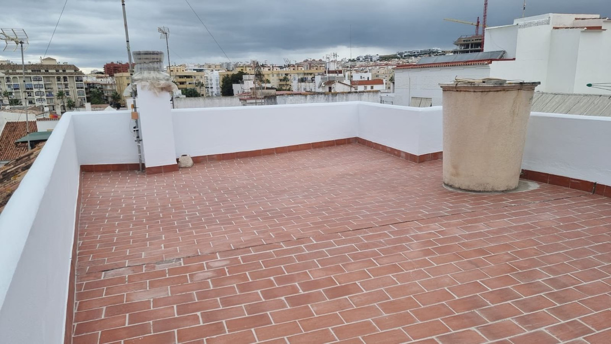 Penthouse te koop in Estepona | 2 slaapkamers H5008531