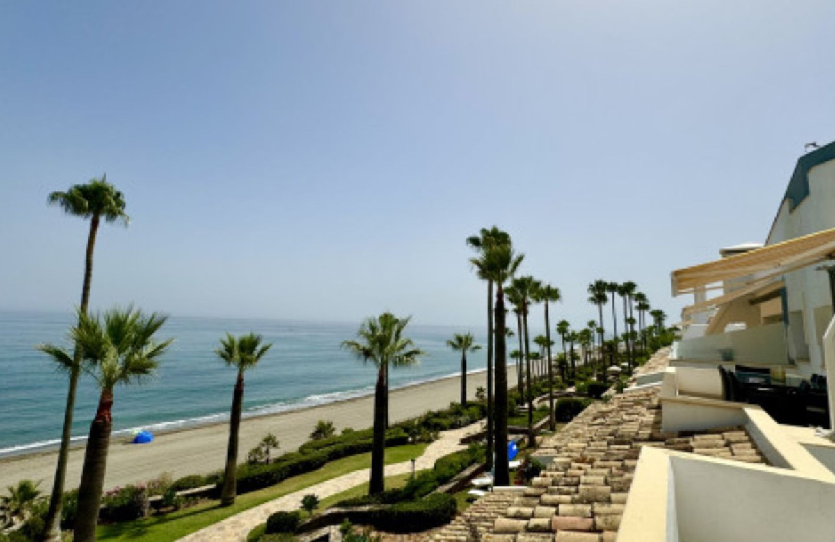 Penthouse te koop in Estepona | 3 slaapkamers H5009188