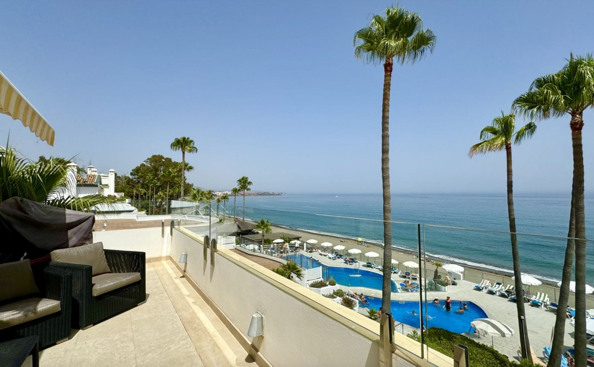 Penthouse te koop in Estepona | 3 slaapkamers H5009188