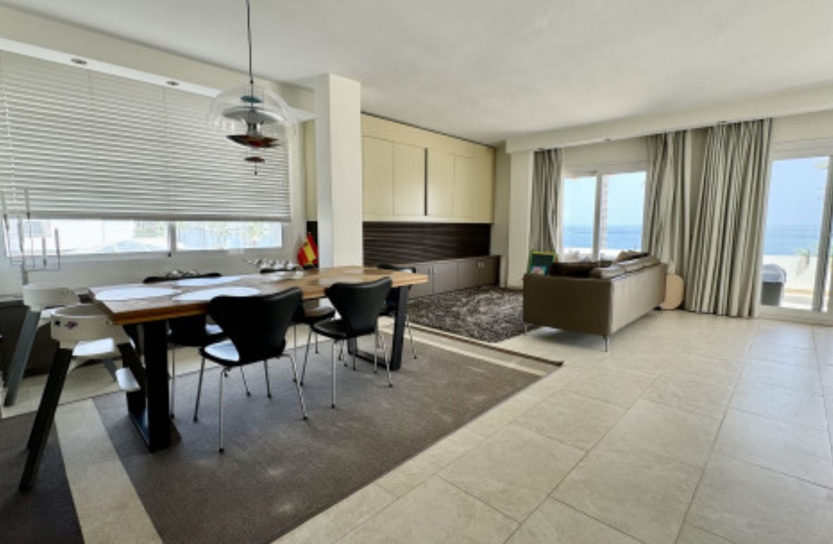 Penthouse te koop in Estepona | 3 slaapkamers H5009188