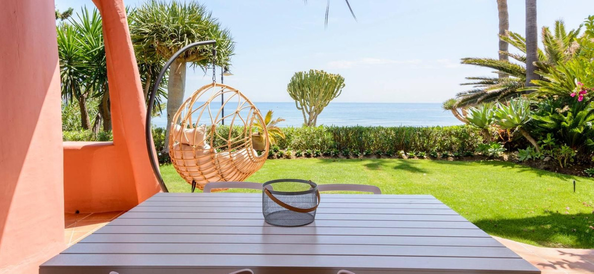 Appartement te koop in Estepona | 3 slaapkamers H5010160