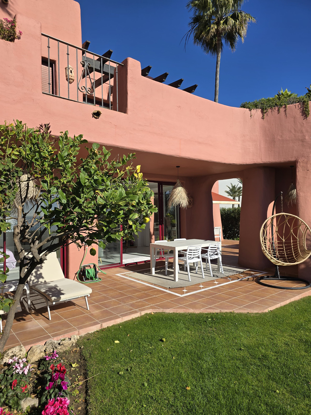 Appartement te koop in Estepona | 3 slaapkamers H5010160
