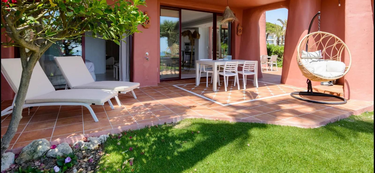 Appartement te koop in Estepona | 3 slaapkamers H5010160